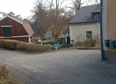 tumba hus 11.08.JPG